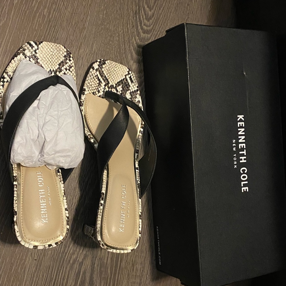 Brand new Kenneth Cole Women’s Mules size 7